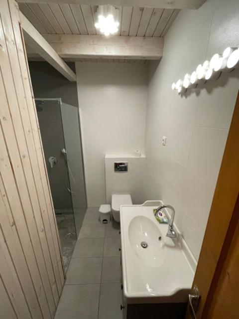 Mezesfeszer Apartman Leilighet Cserkút Eksteriør bilde