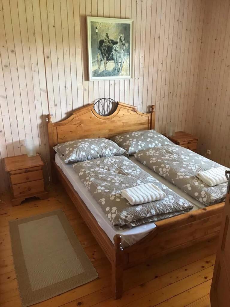 Mezesfeszer Apartman Leilighet Cserkút Eksteriør bilde